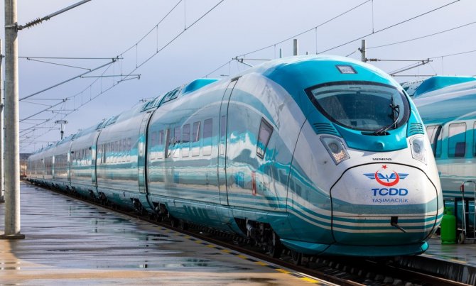 TCDD, Adana’da Tren Seferlerinin ne zaman başlayacağını açıkladı