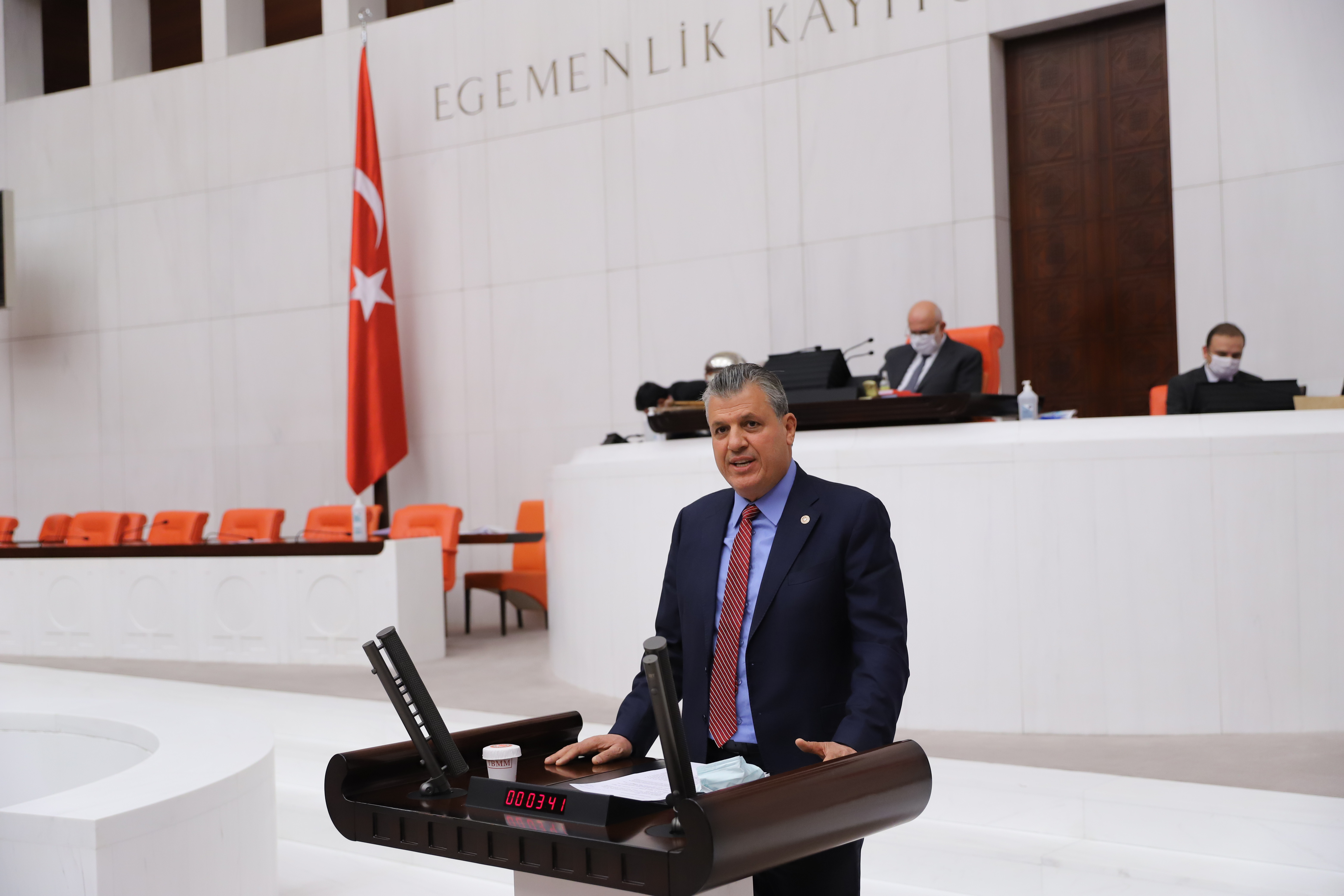 Ayhan Baruttan iktidara tepki ''Acılardan ders almıyor, sorumluluklarını yerine getirmiyorlar"