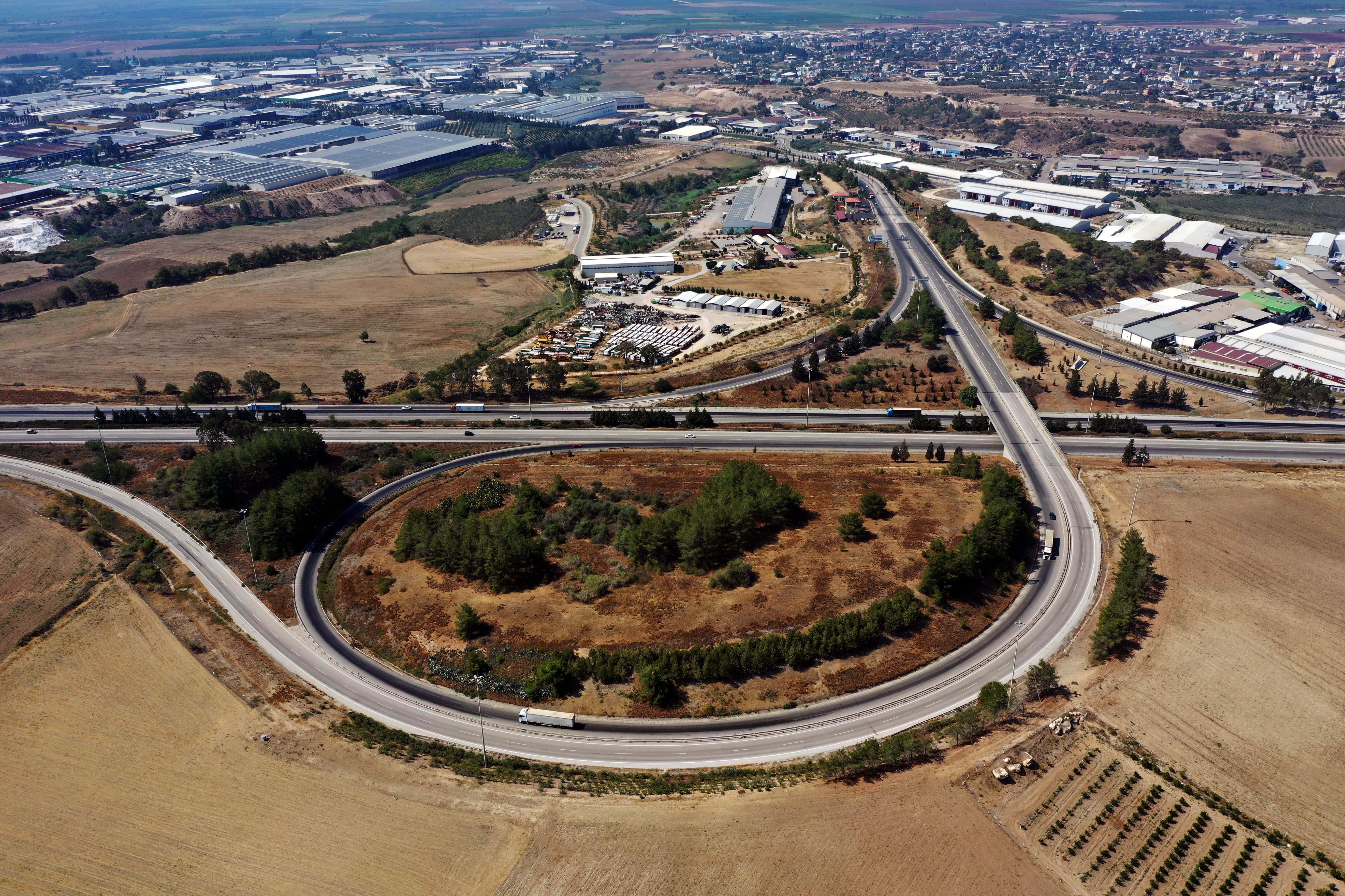Adana-Gaziantep Otoyolu bağlantısı revize ediliyor
