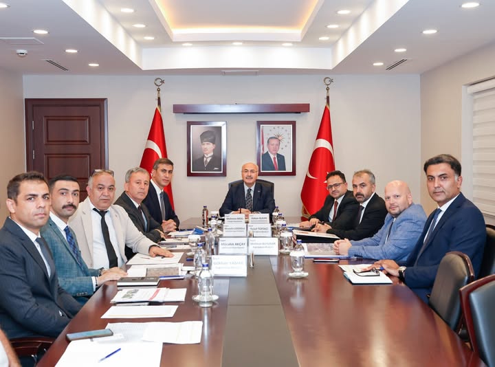 Adana’da spor yatırımları değerlendirildi