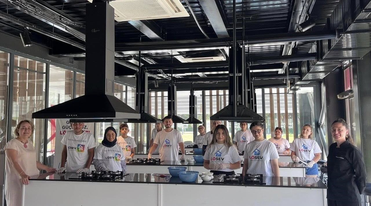 Yüreğir Belediyesi’nden, anlamlı etkinlik