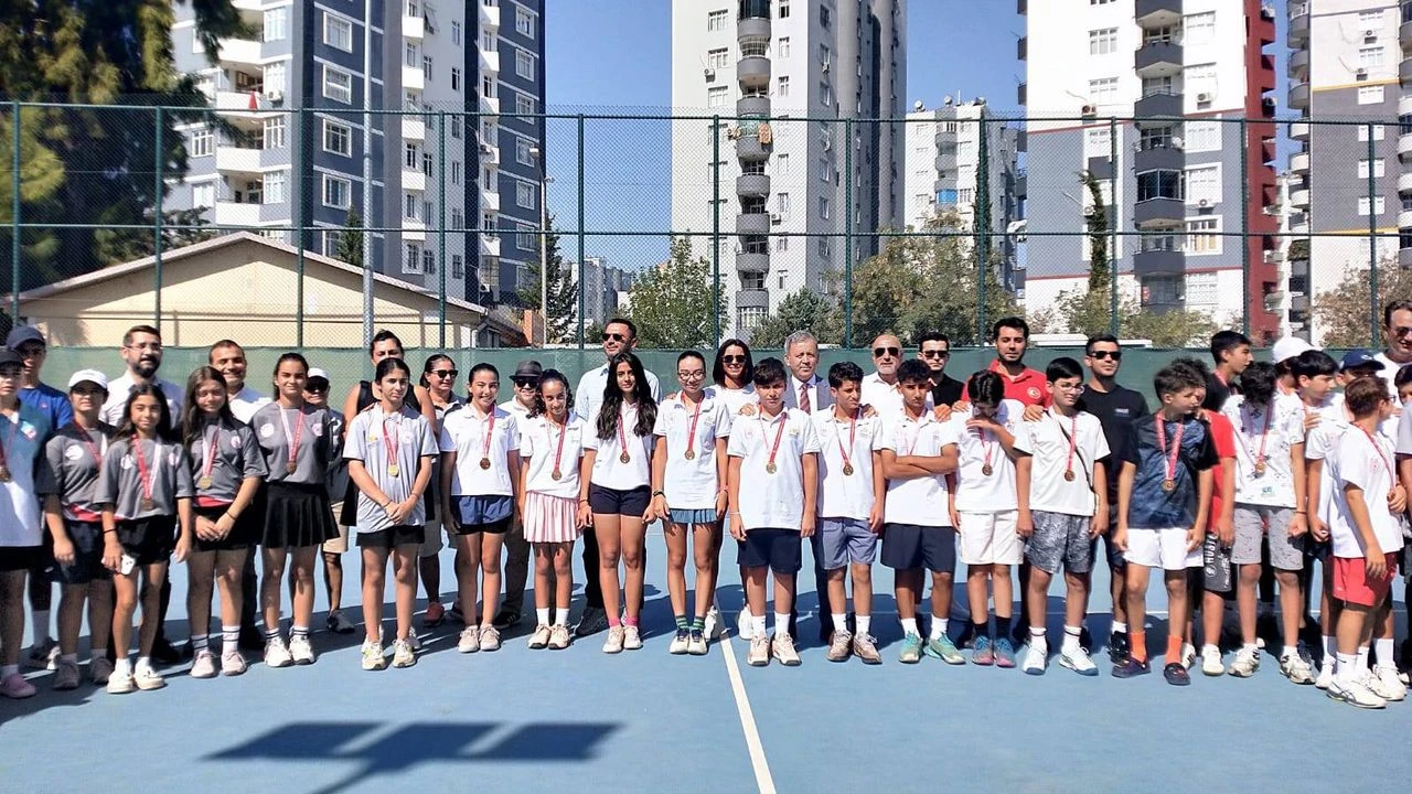 Adanalı genç yetenekler, finale yükseldi