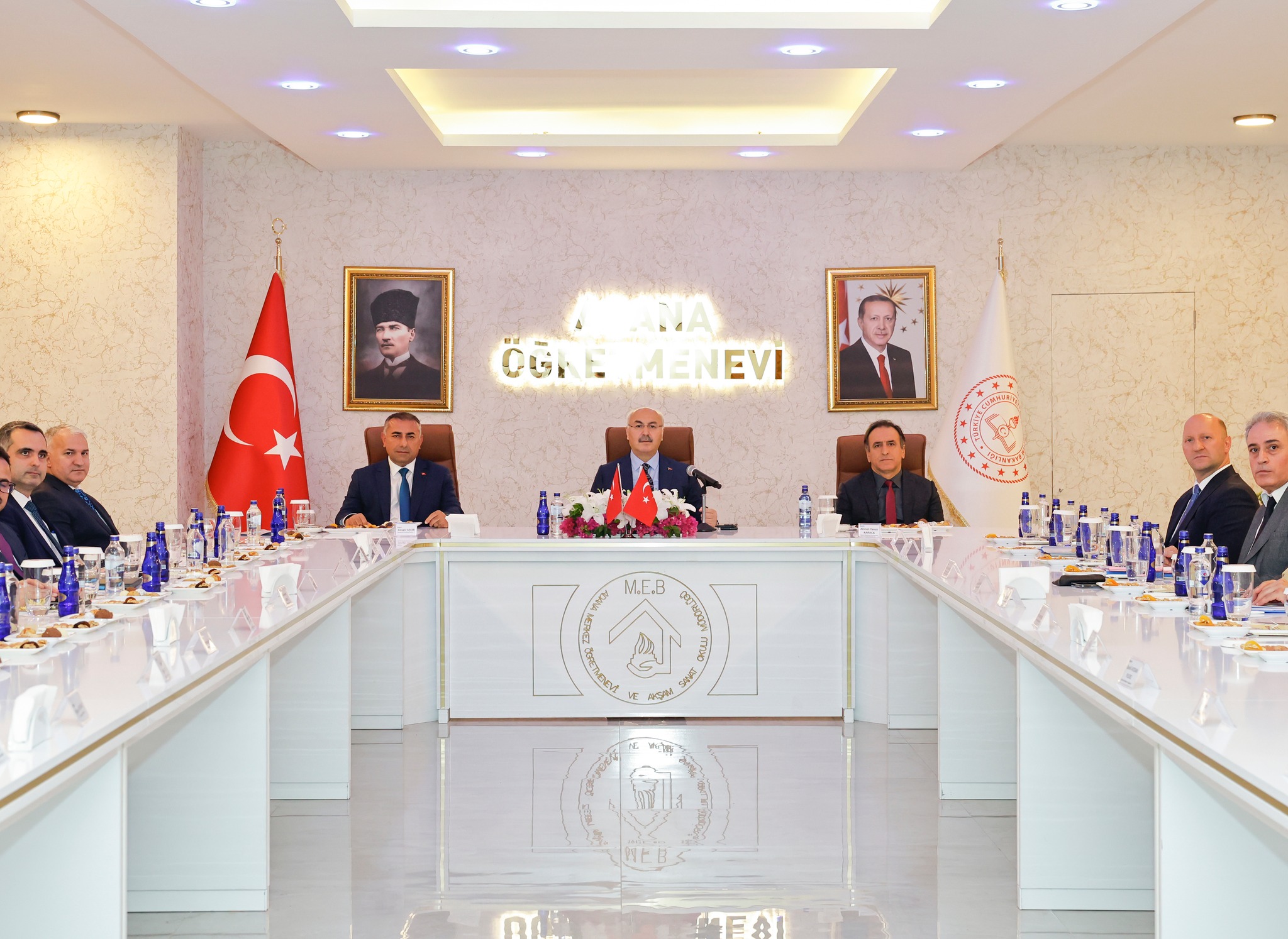 Sahipsiz hayvanların toplanmasına yönelik çalışmalar görüşüldü