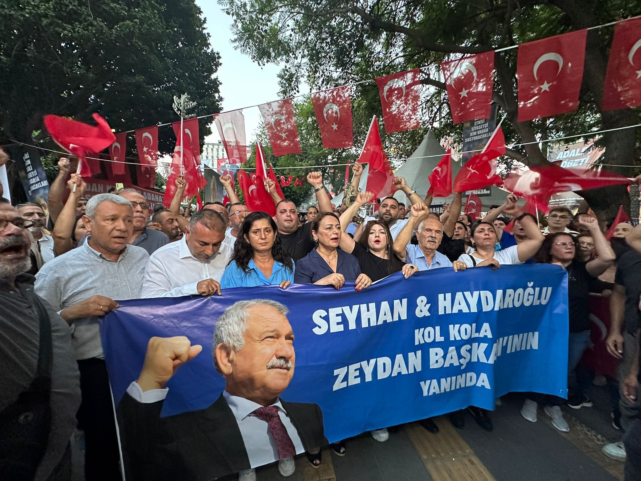 CHP Adana Kadın Kolları 34. günde adalet nöbetinde