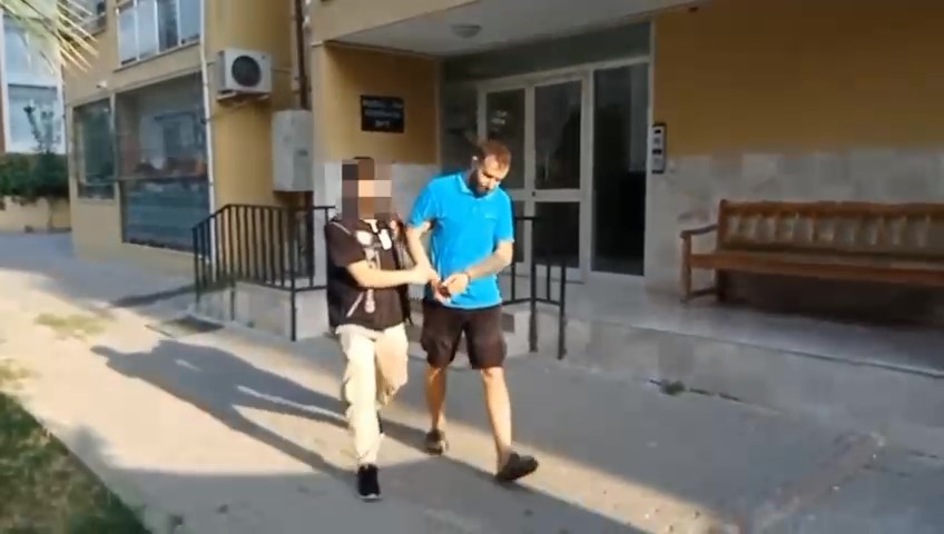 Adana'da firari torbacılara operasyon: 15 hükümlü yakalandı