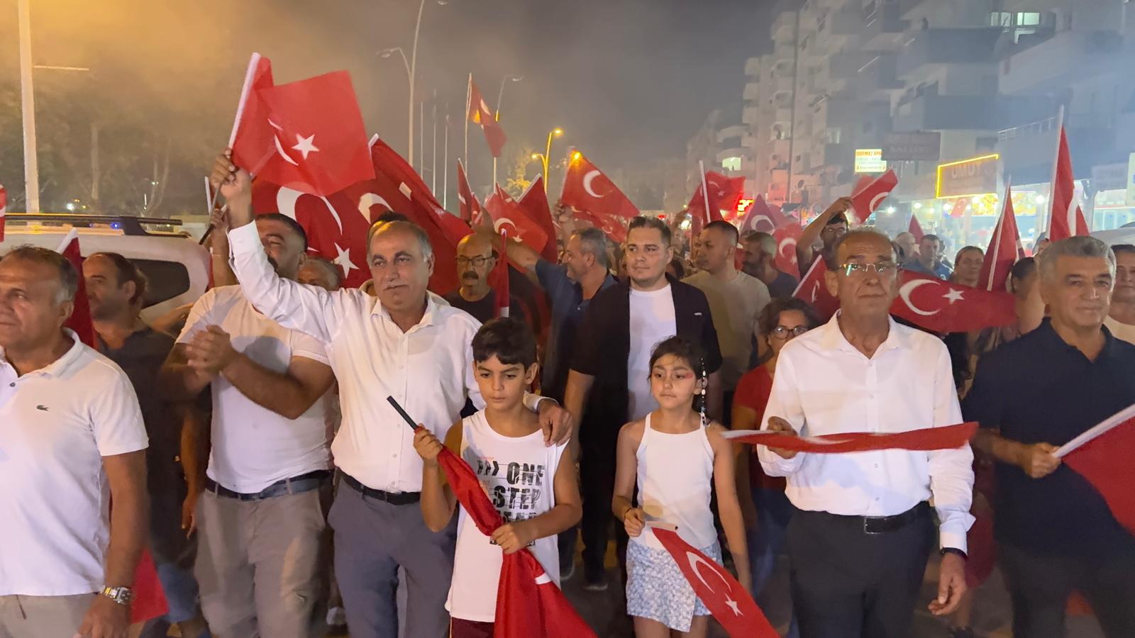 Zafer coşkusu, Yumurtalık'ı sardı