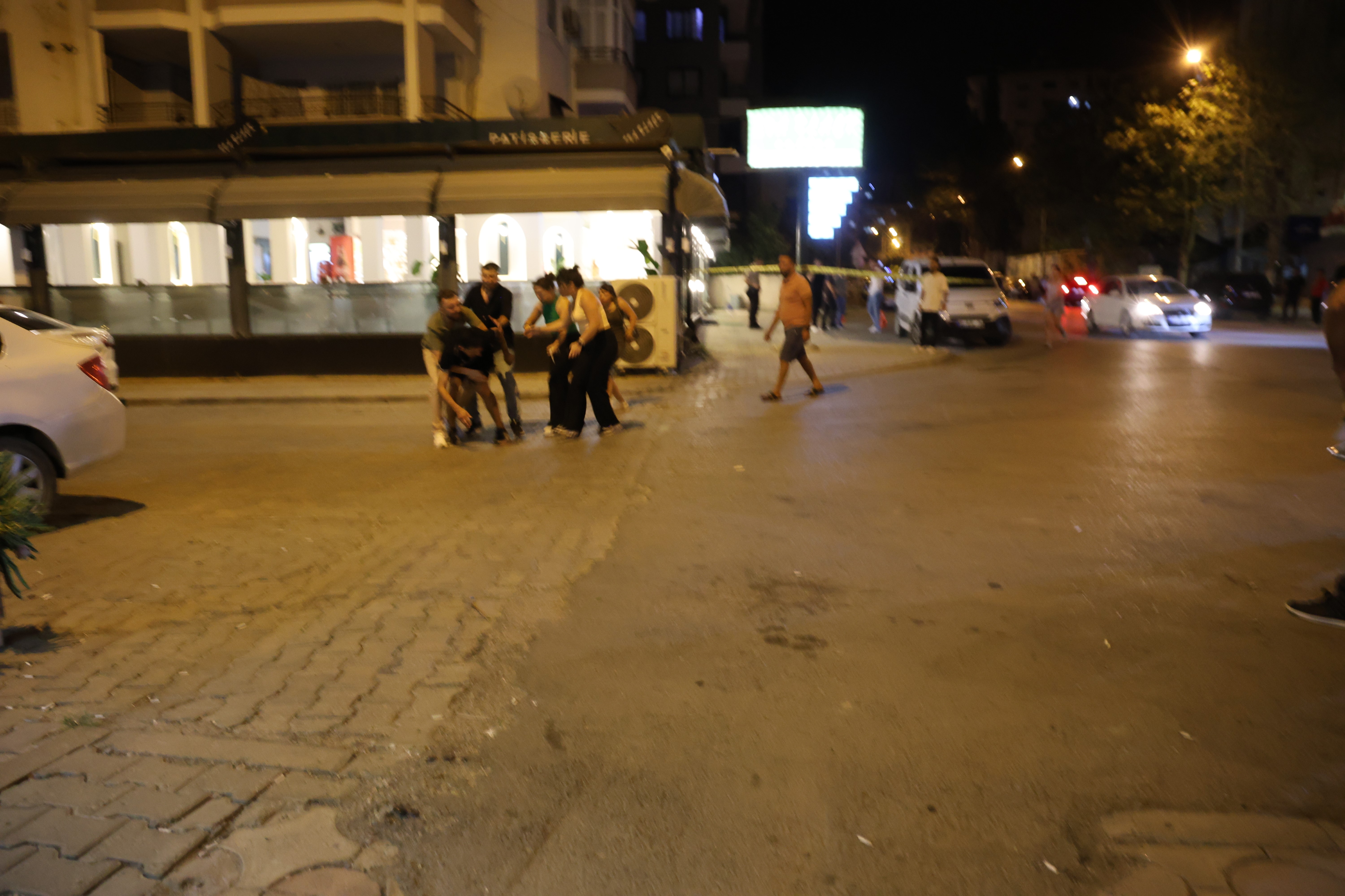 Kozan'da kafe kurşunlanması hakkında Valilik'ten açıklama geldi!