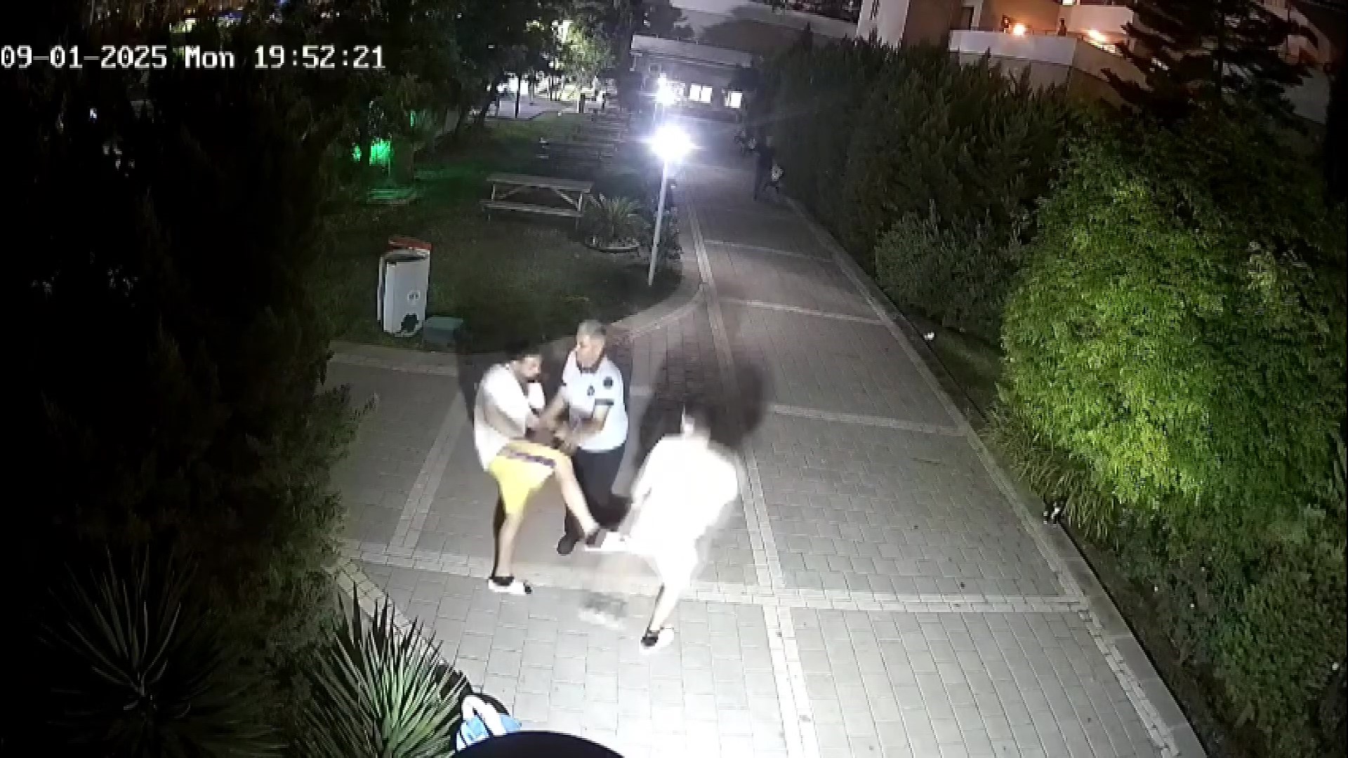 Bir çocuğu darbeden şahısa, ev hapsi!