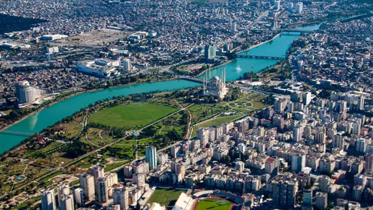 Adana'da ev sahibi olmak isteyenlere müjde! 3+1 daire yarı fiyatına satışa çıktı