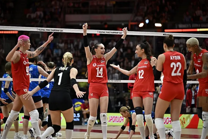 Filenin Sultanları, Dünya Şampiyonası'nda finalde!