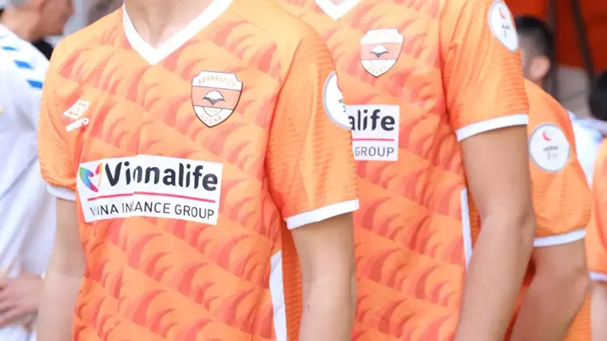 Adanaspor'un eski yıldızı Katar ekibine imza attı