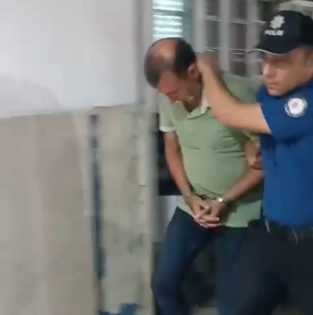 Adana'da aranan 2 hükümlü yakalandı