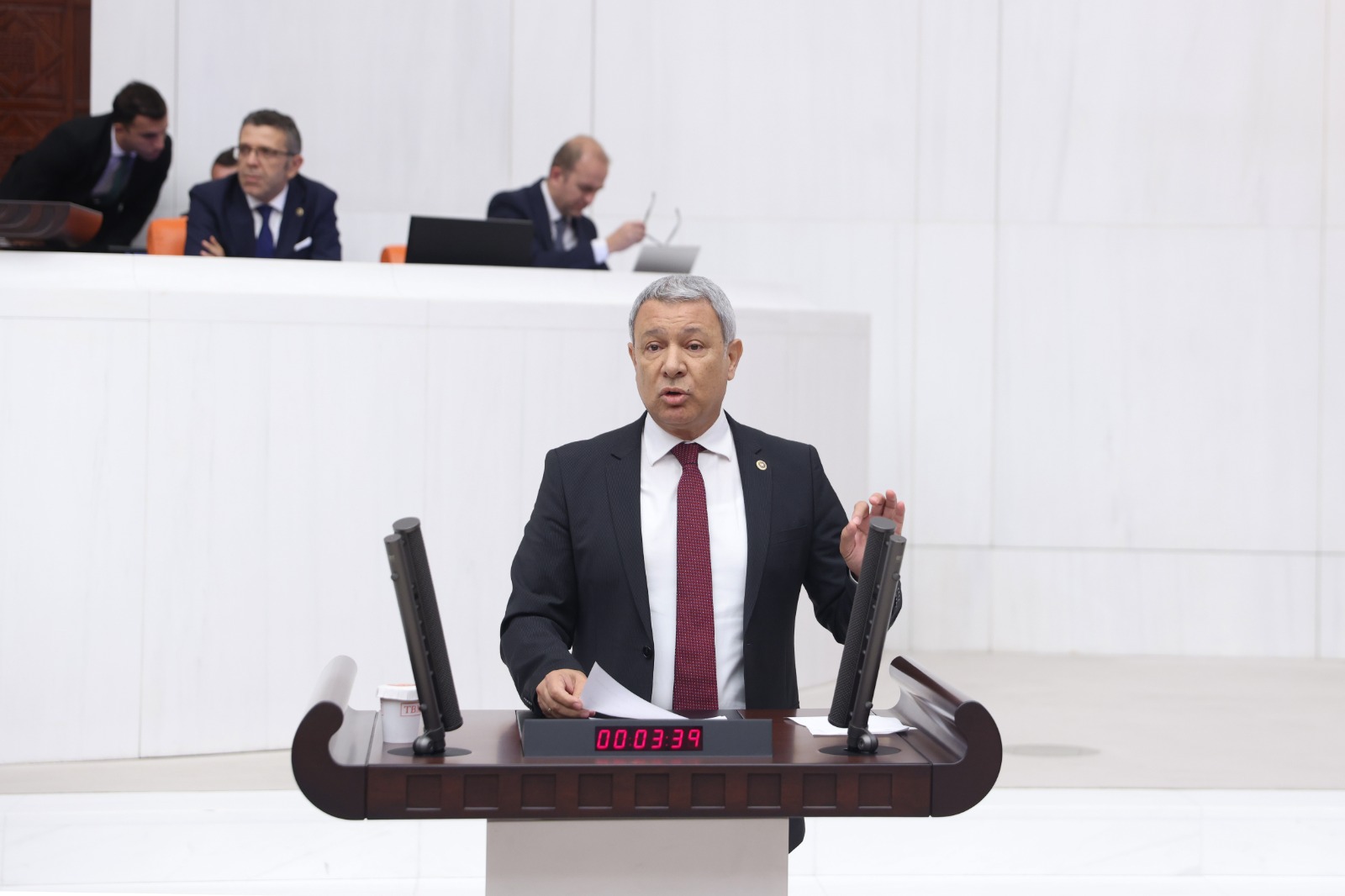 Orhan Sümer, vatandaşın kullandığı kredi kartlarına yapılanma gelmesi gerektiğini belirtti