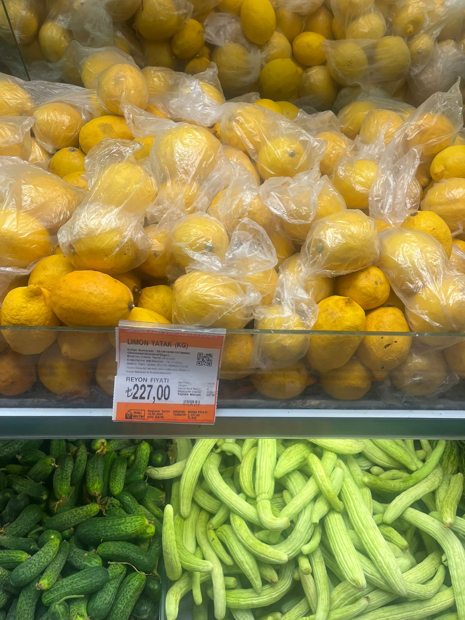 Narenciyenin Başkenti Adana’da, marketteki limon fiyatı tarihe geçti.