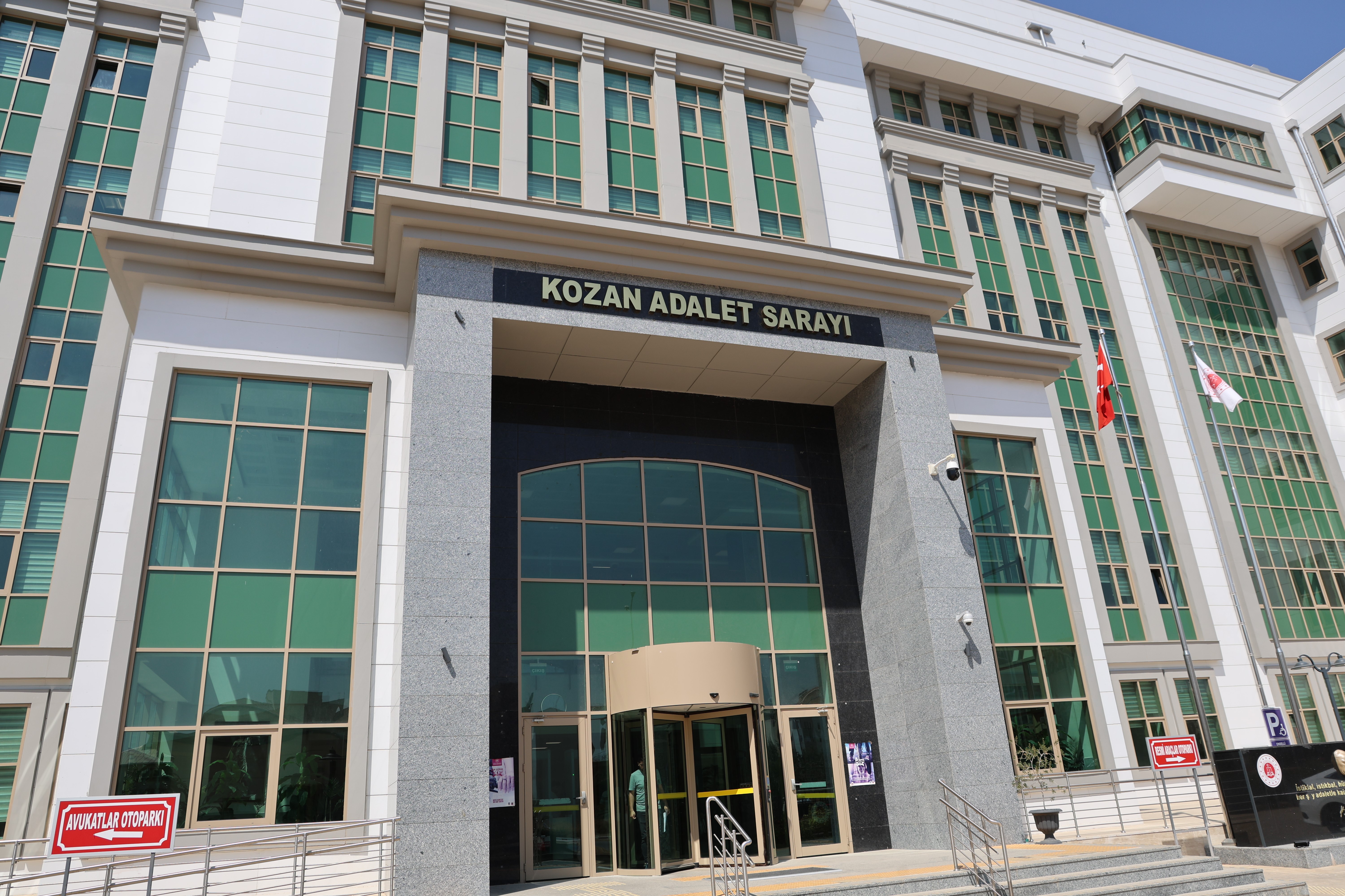 Kozan'da çeşitli suçlardan 7 şahıs yakalandı