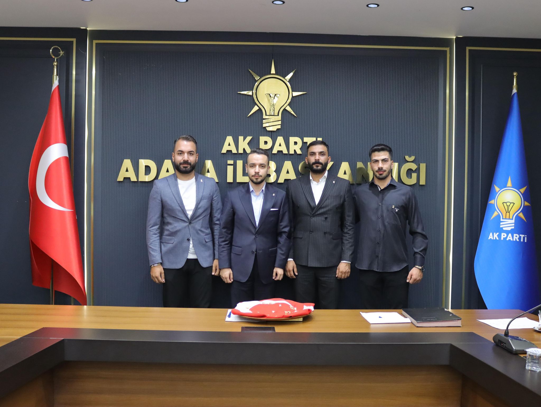 YRP Adana Gençlik kollarından Ak Parti Gençlik Kollarına transfer