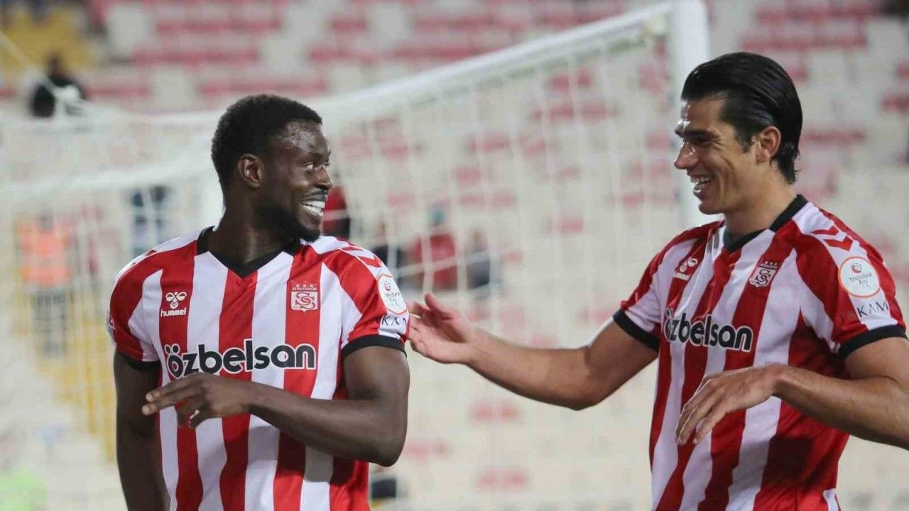 Adana Demirspor’da yüzler gülmüyor! 5-0’lık mağlubiyet!