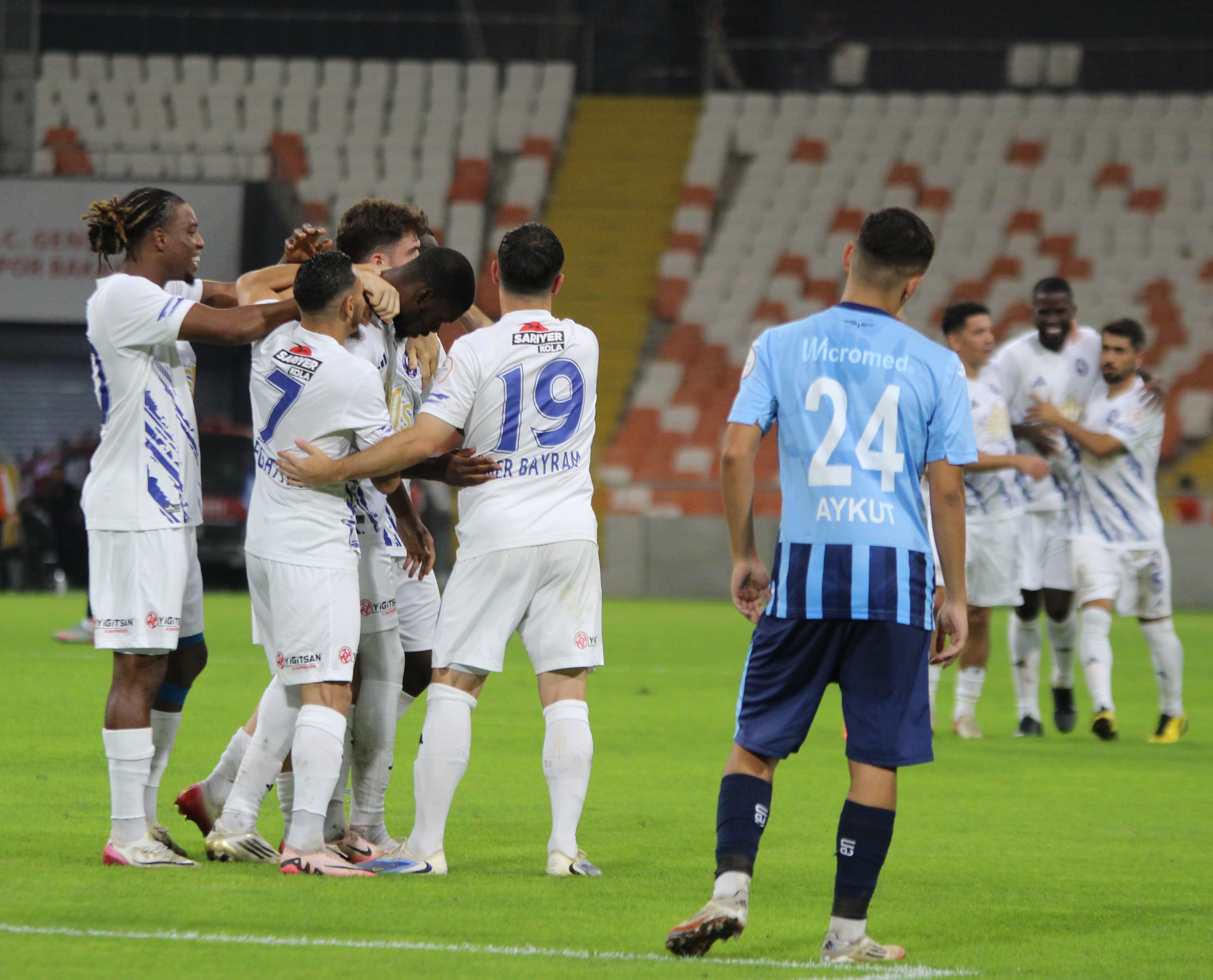 Adana Demirspor'dan bir mağlubiyet daha!