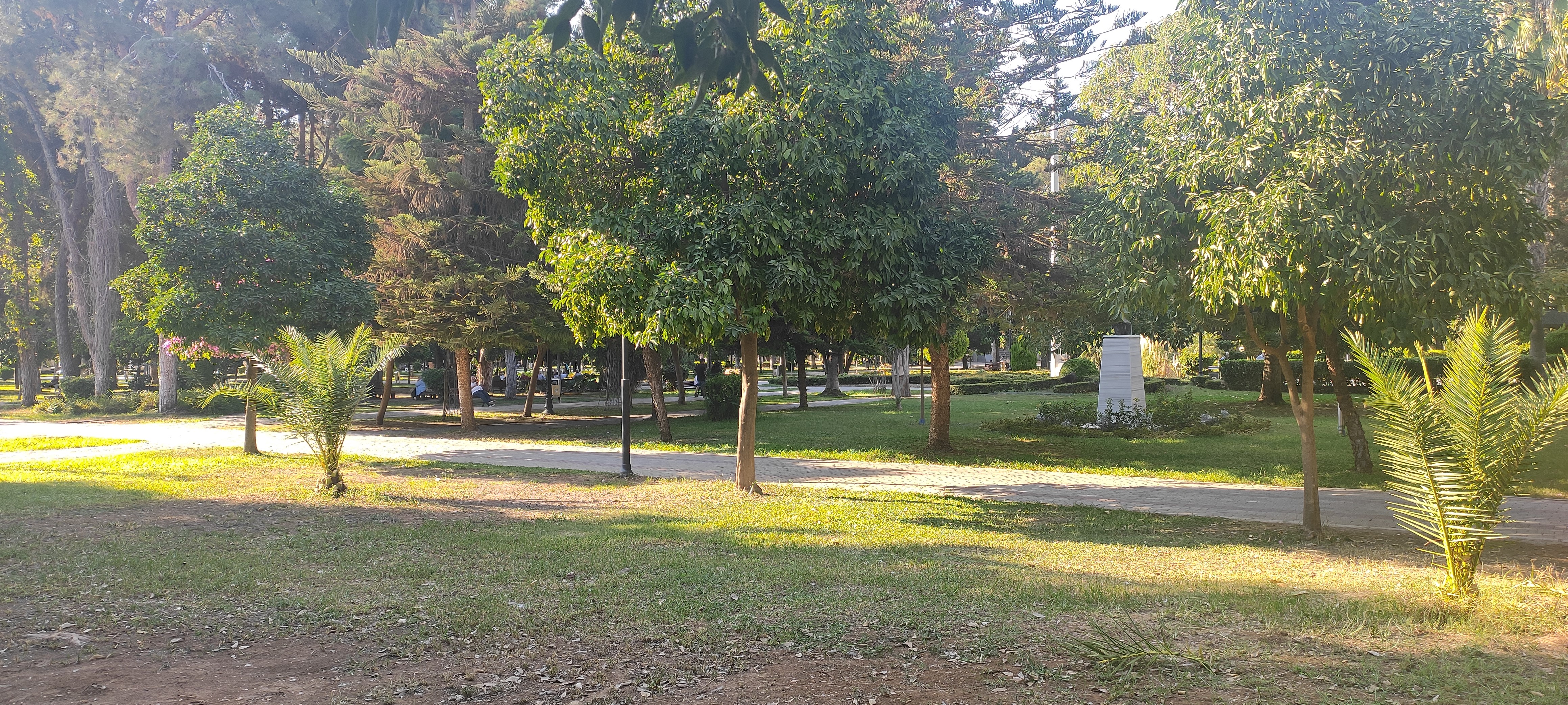 Adana'da yazdan kalma günler yaşanıyor