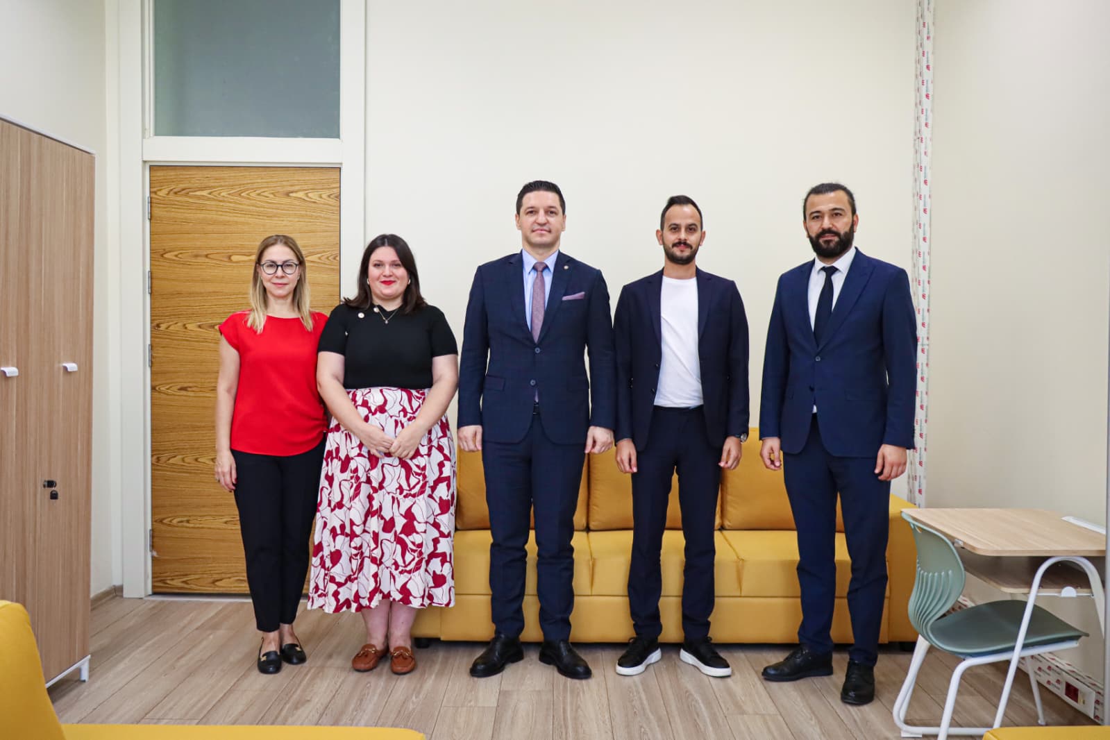 Çaba projesi kapsamında 5 Pilot Barodan biri olarak belirlenen Adana Barosu tarafından çocuk hakları merkezi kuruldu