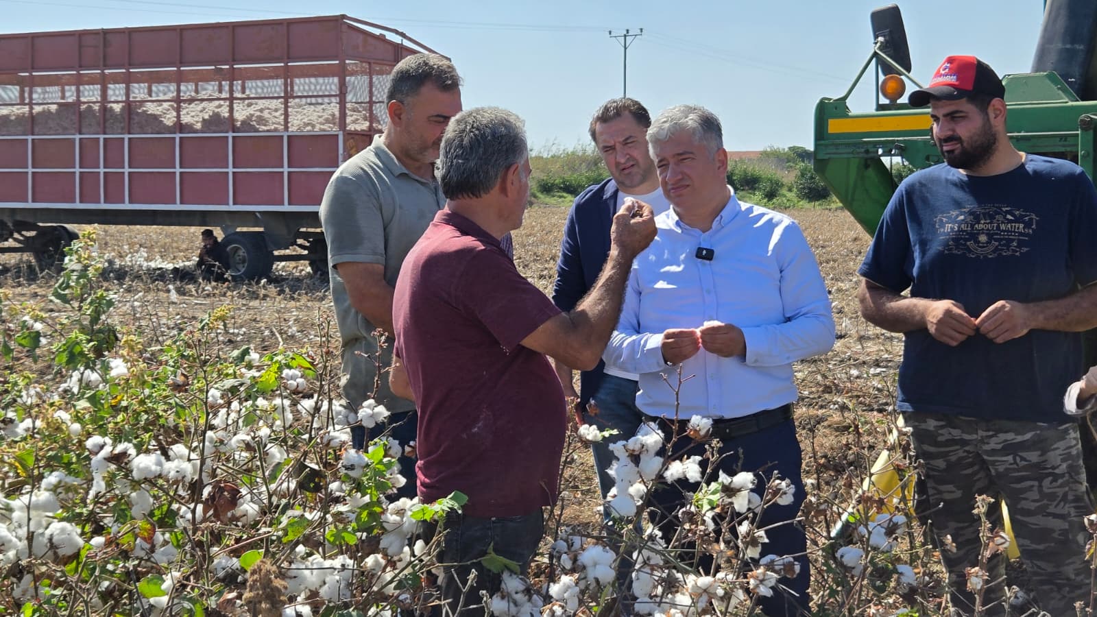 Kısacık'tan Pamuk Hasadı Yapan Çiftçilere Ziyaret