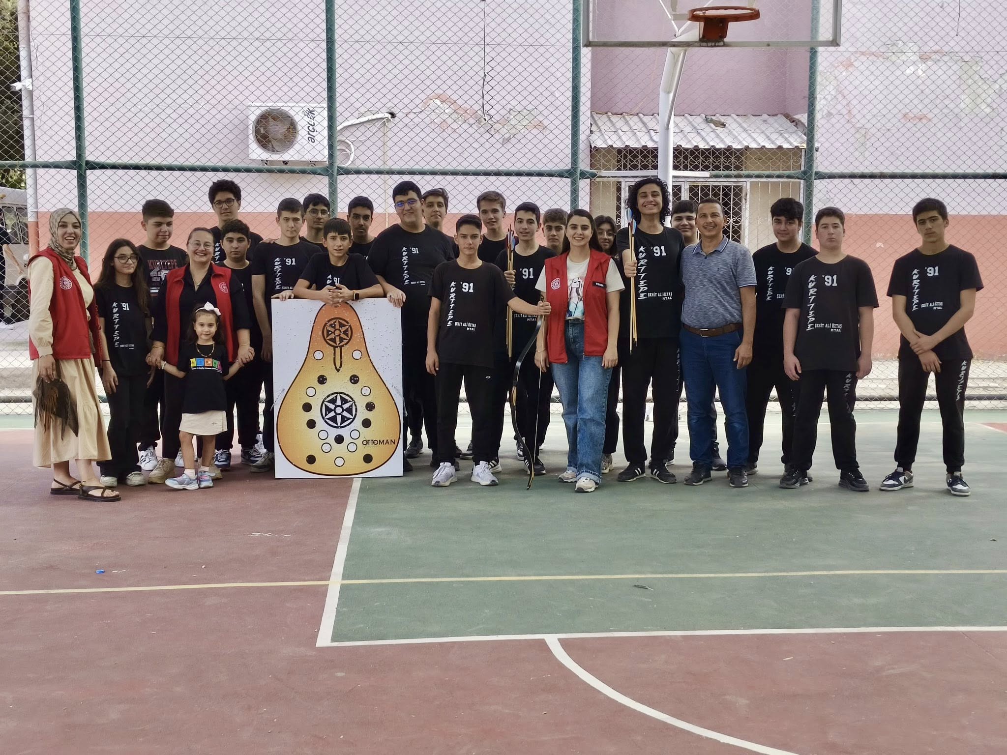Adana Gençlik Merkezi’nden, gençlere hem eğlence hem spor