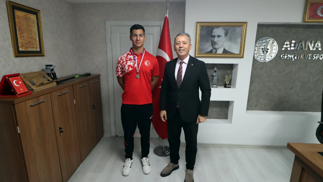 Adanalı Milli Sporcu Öncü, gümüş madalyayla gururlandırdı