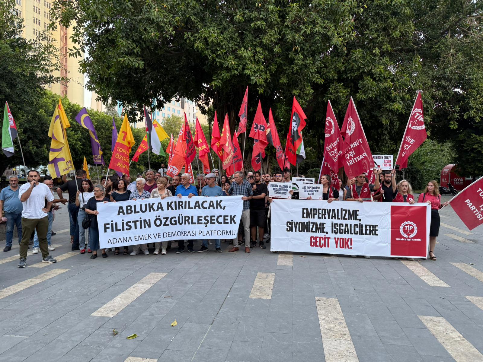 Adana'dan, İsrail'e tepkiler çığ gibi büyüyor!