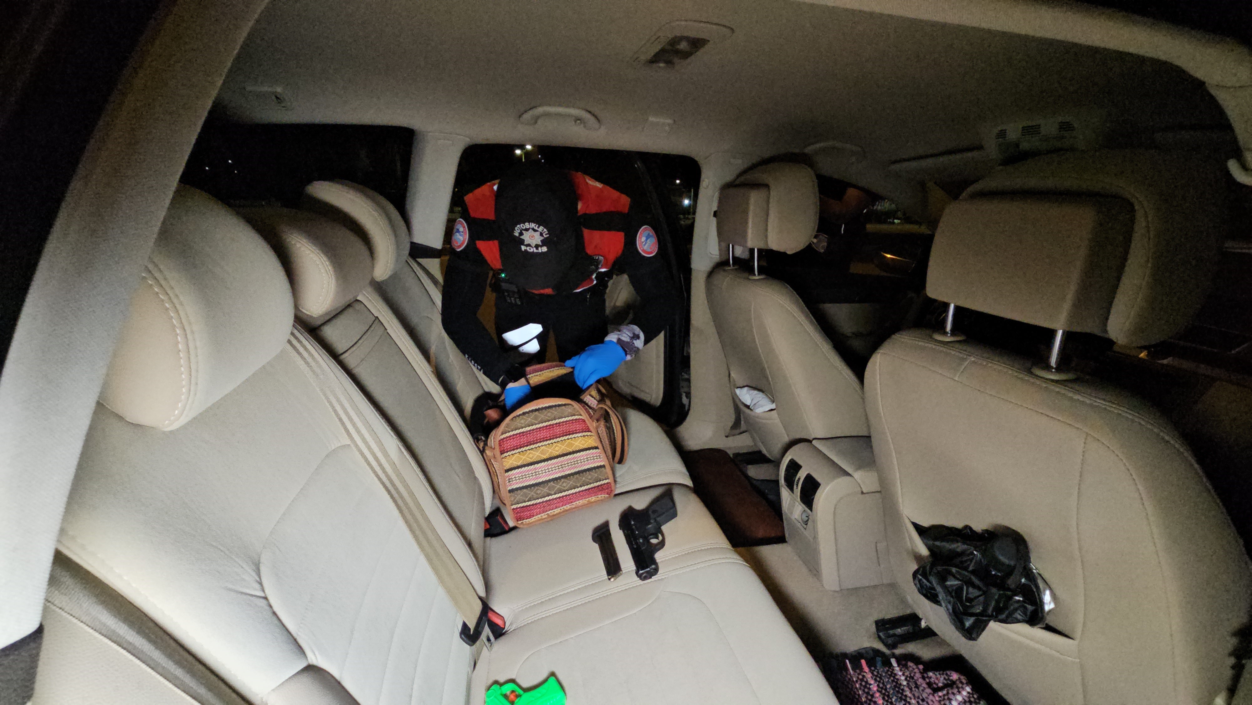 Adana polisi suçlulara göz açtırmadı: 79 gözaltı, milyonluk trafik cezası