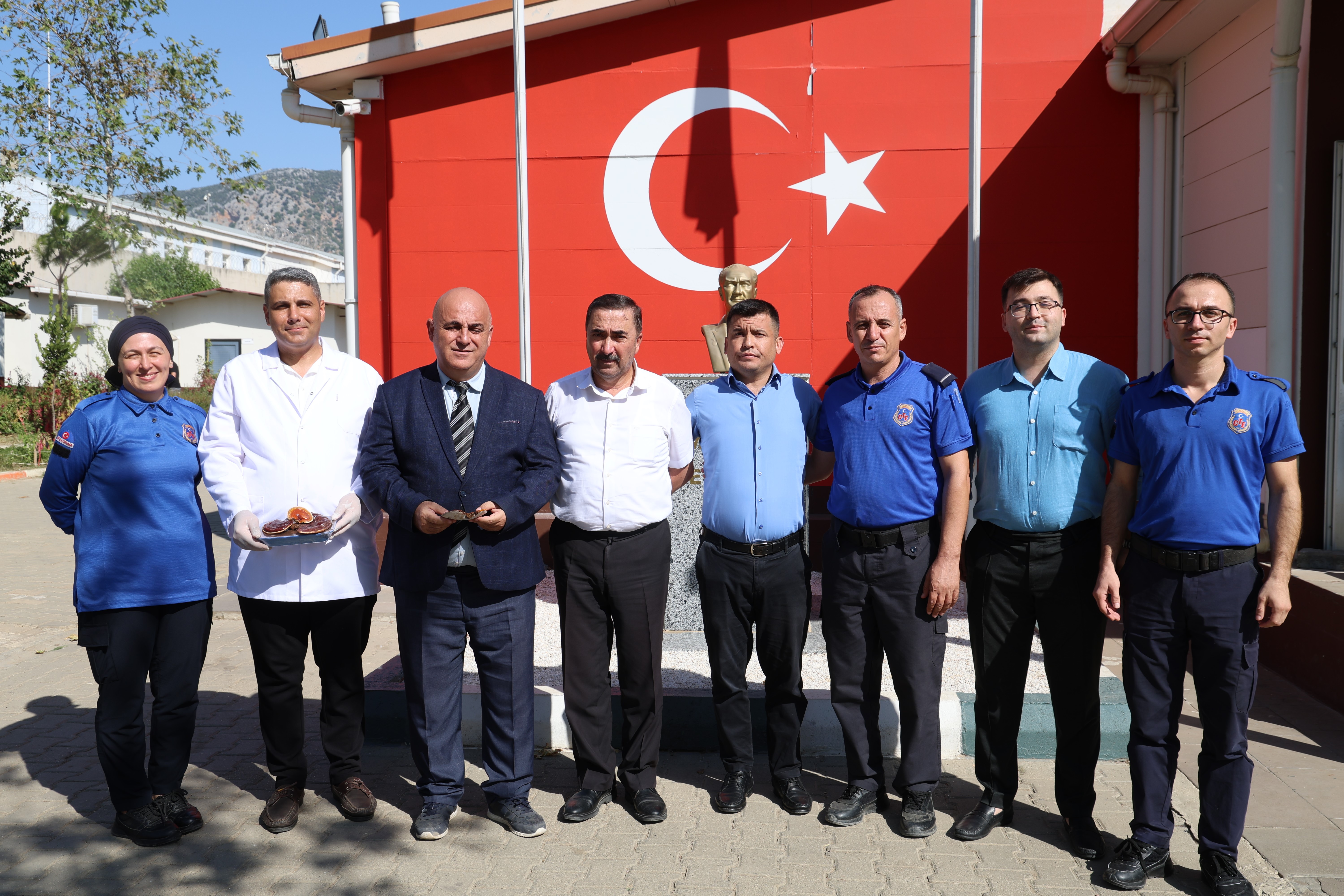 Hükümlüler, kilogramı 15 bin TL'ye kadar çıkan 'Kırmızı Reishi' mantarı yetiştirdi