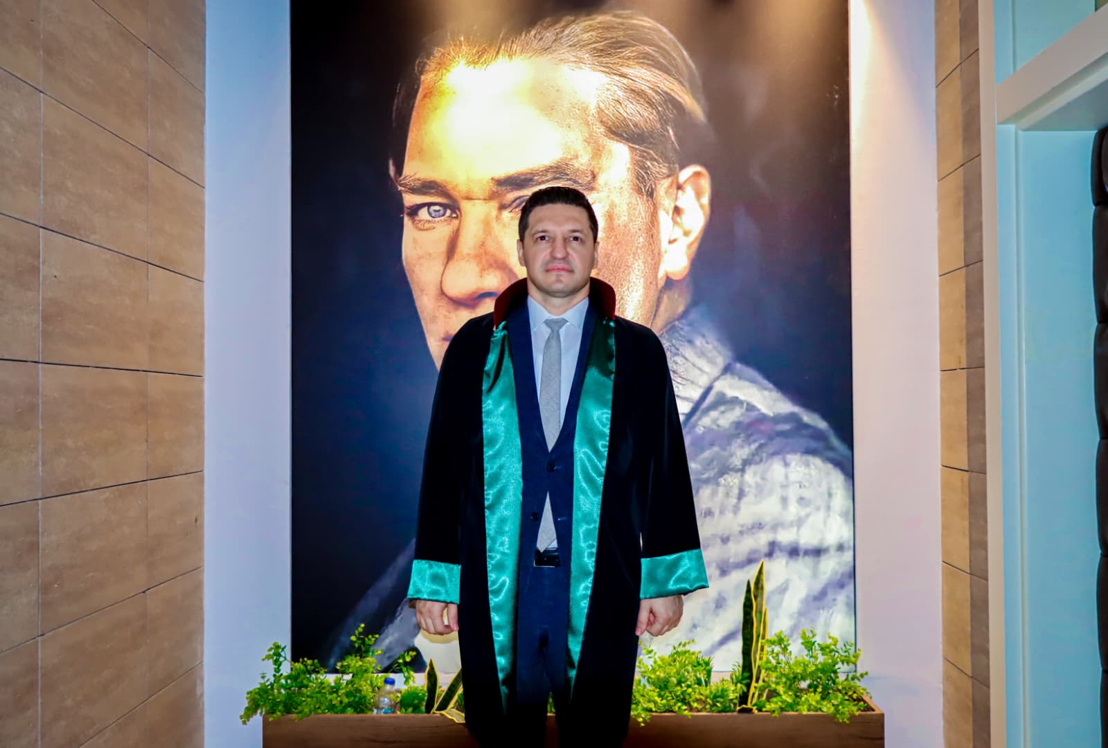 Adana Barosu’ndan vatandaşlara reklam panolu uyarı