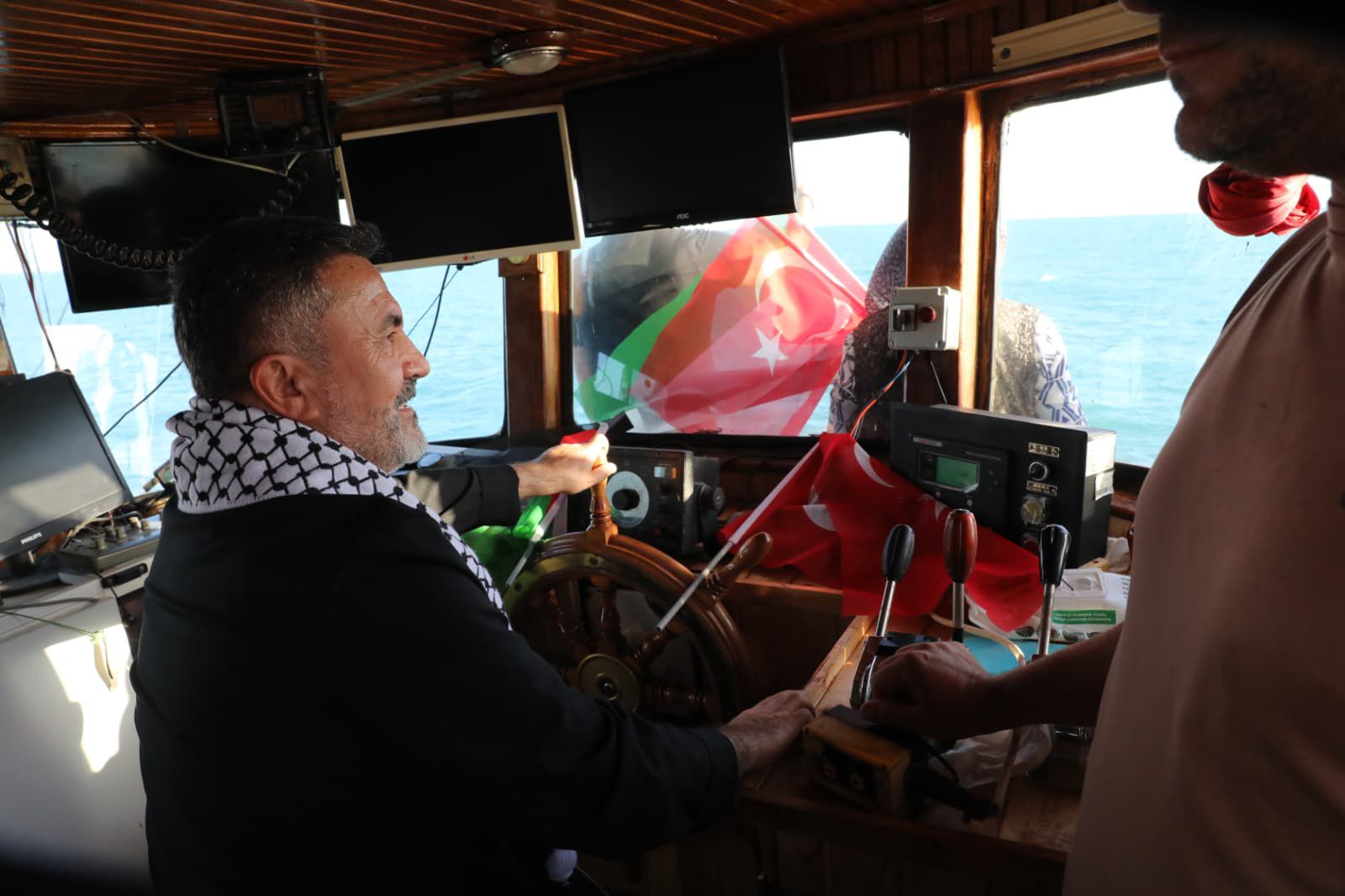 Gazze'ye Karataş'tan destek!