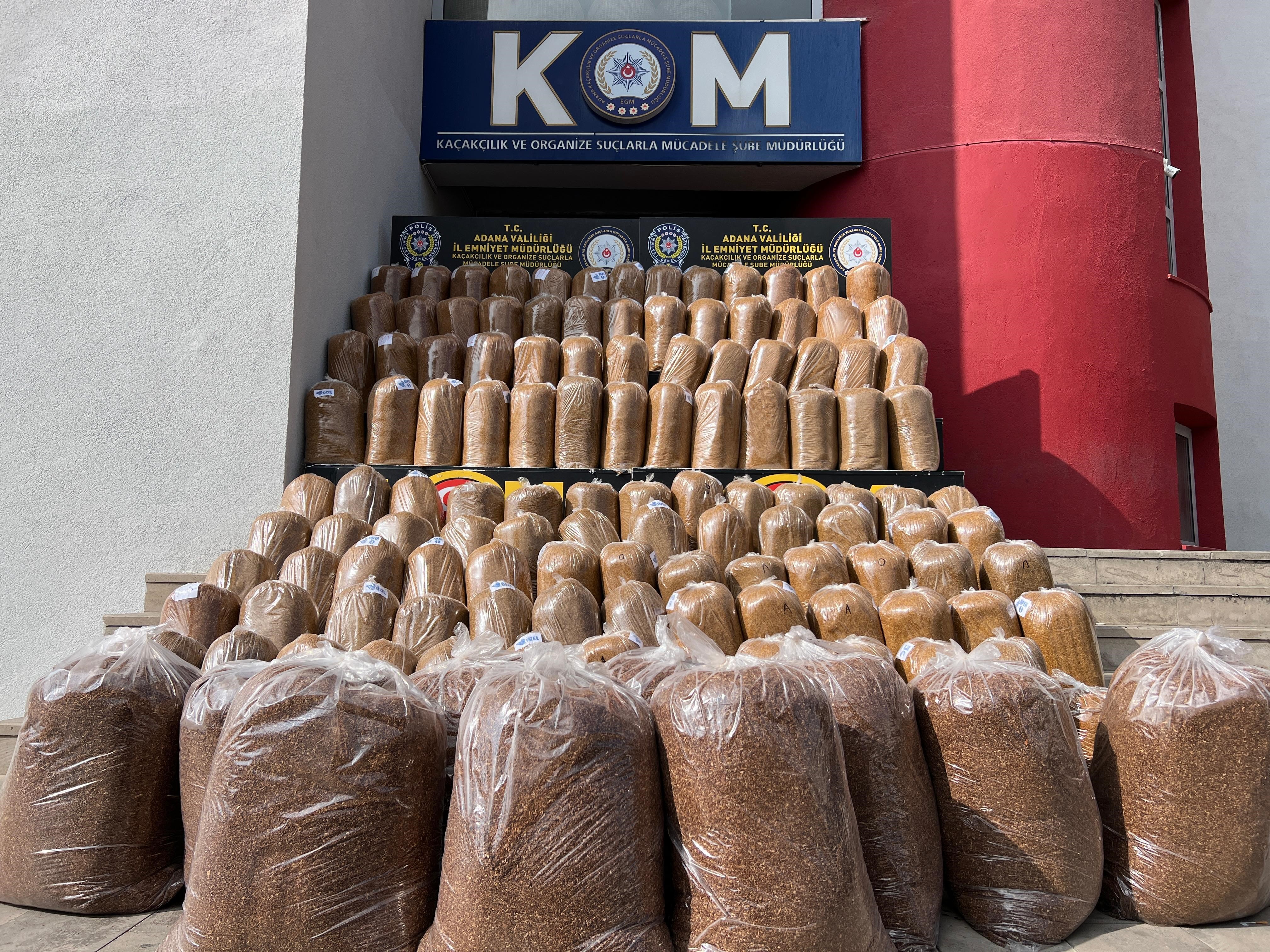 Adana'da kaçakçılık operasyonu: 20 kişi gözaltına alındı