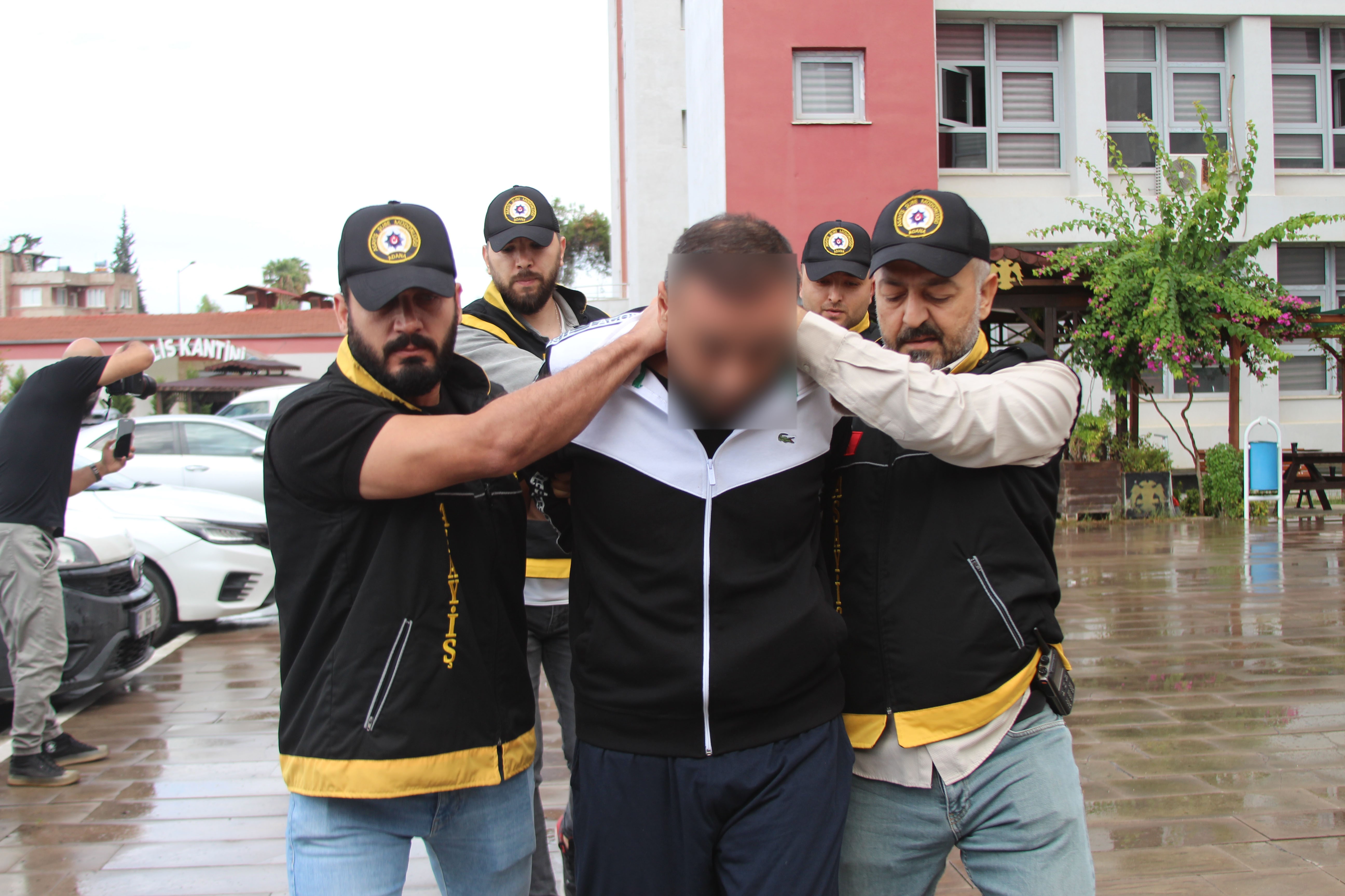 Pastaneye el bombası atmıştı: 4 şüpheli tutuklandı, 70 milyonluk husumet ortaya çıktı