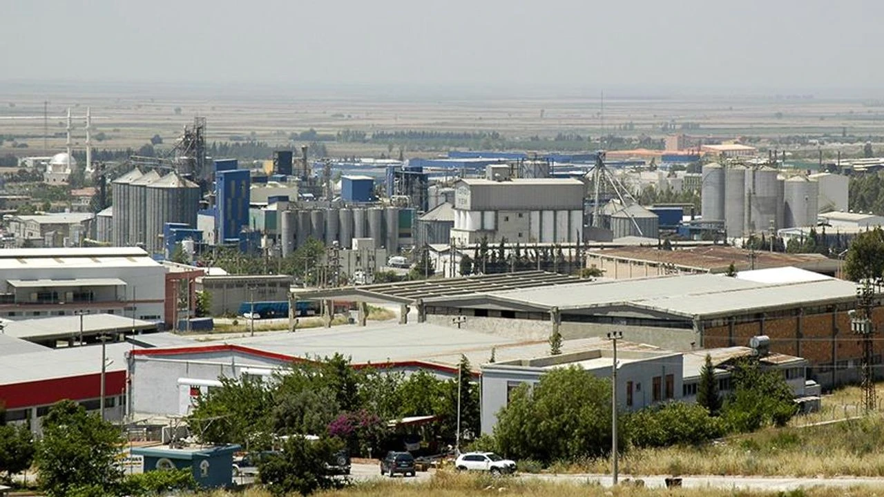 Adana’da vergi rekortmeni olan kişi ve şirketler belli oldu.