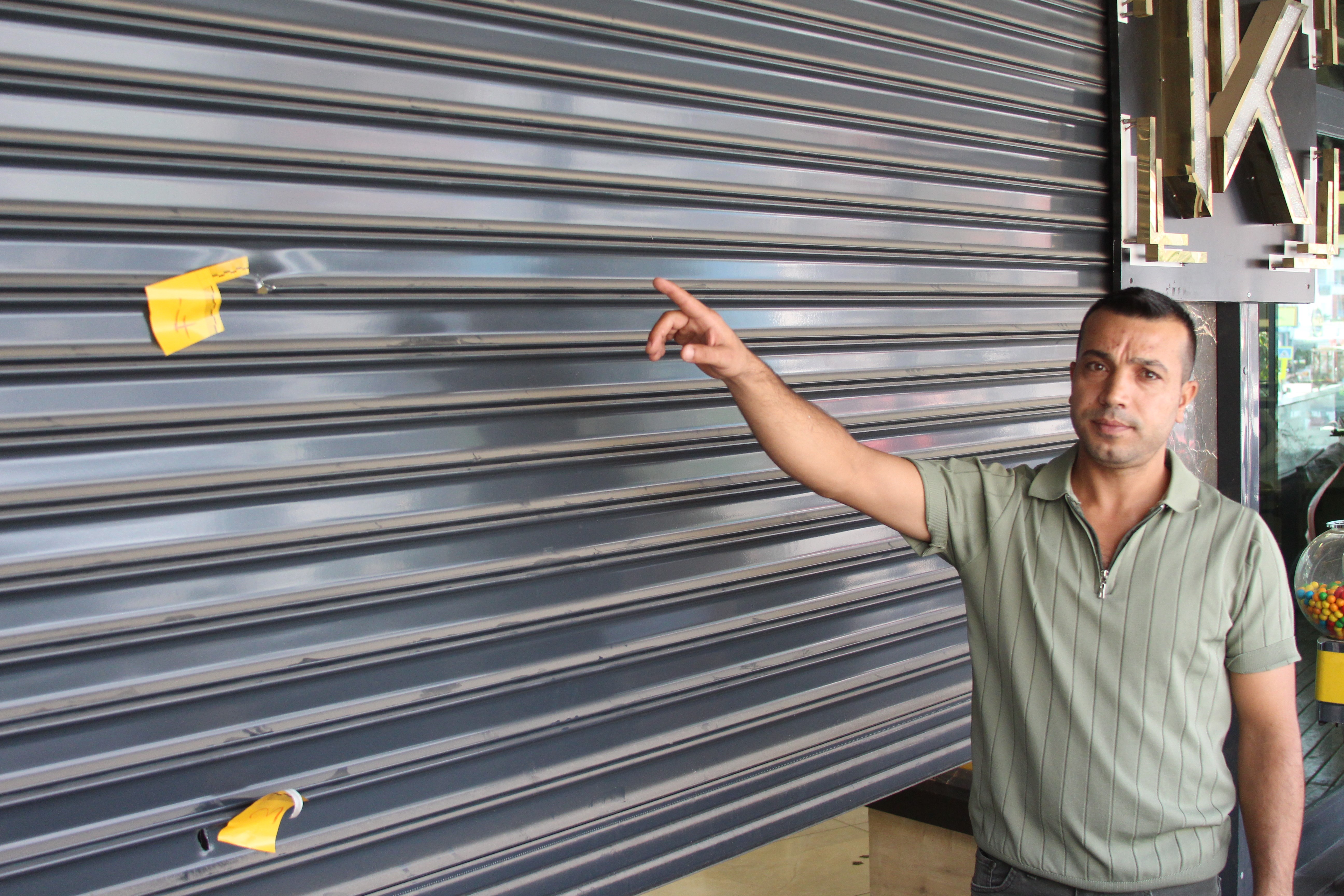 Adana'da iş yeri iki defa kurşunlandı: "El bombası attıracağım" diyerek haraç istemeye başladılar