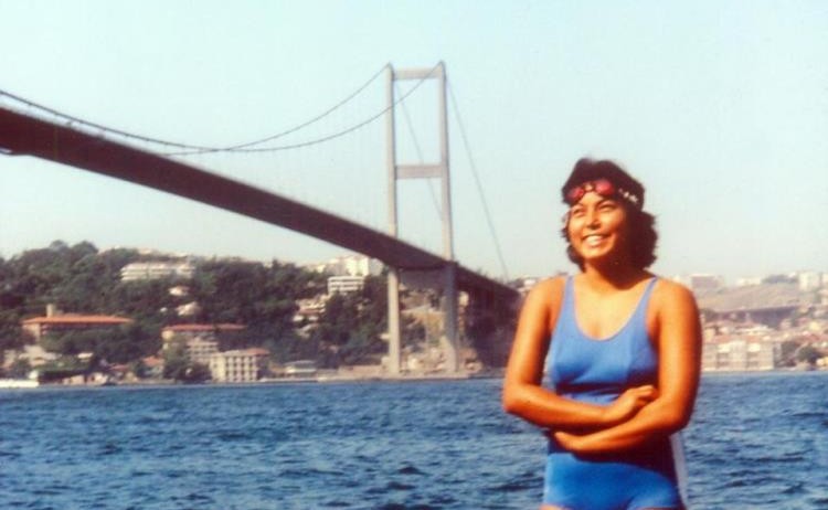 Manş'ı yüzen ilk Türk kadın, kocasını da 60 yaşında yüzücü yaptı 