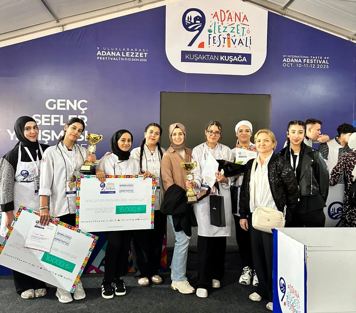 Lezzet Festi̇vali̇’ne, İsmet İnönü MTAL’i̇n genç şefleri̇ damga vurdu