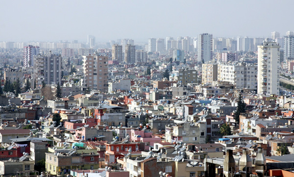 Adana’da, konut piyasası canlandı: İkinci el satışlar rekor kırdı!