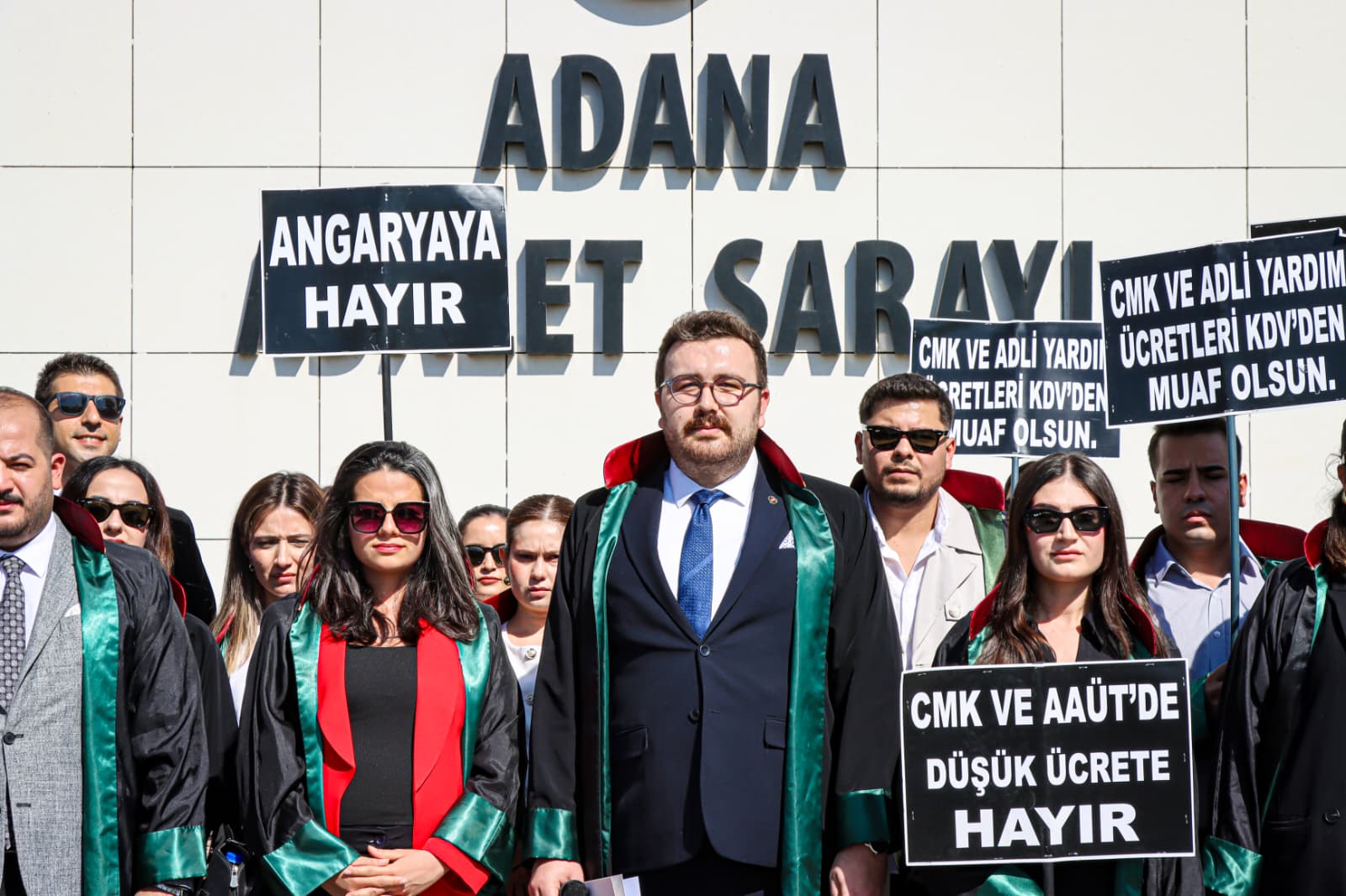 Genç avukatlar, CMK ücret tari̇fesi̇ni̇n i̇yi̇leşti̇ri̇lmesi̇ adına ortak çağrıda bulundu