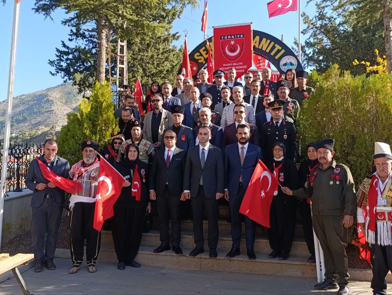 Kırgızistan ve Kazakistanlı sanatçılar Saimbeyli’nin kurtuluş coşkusuna ortak oldu