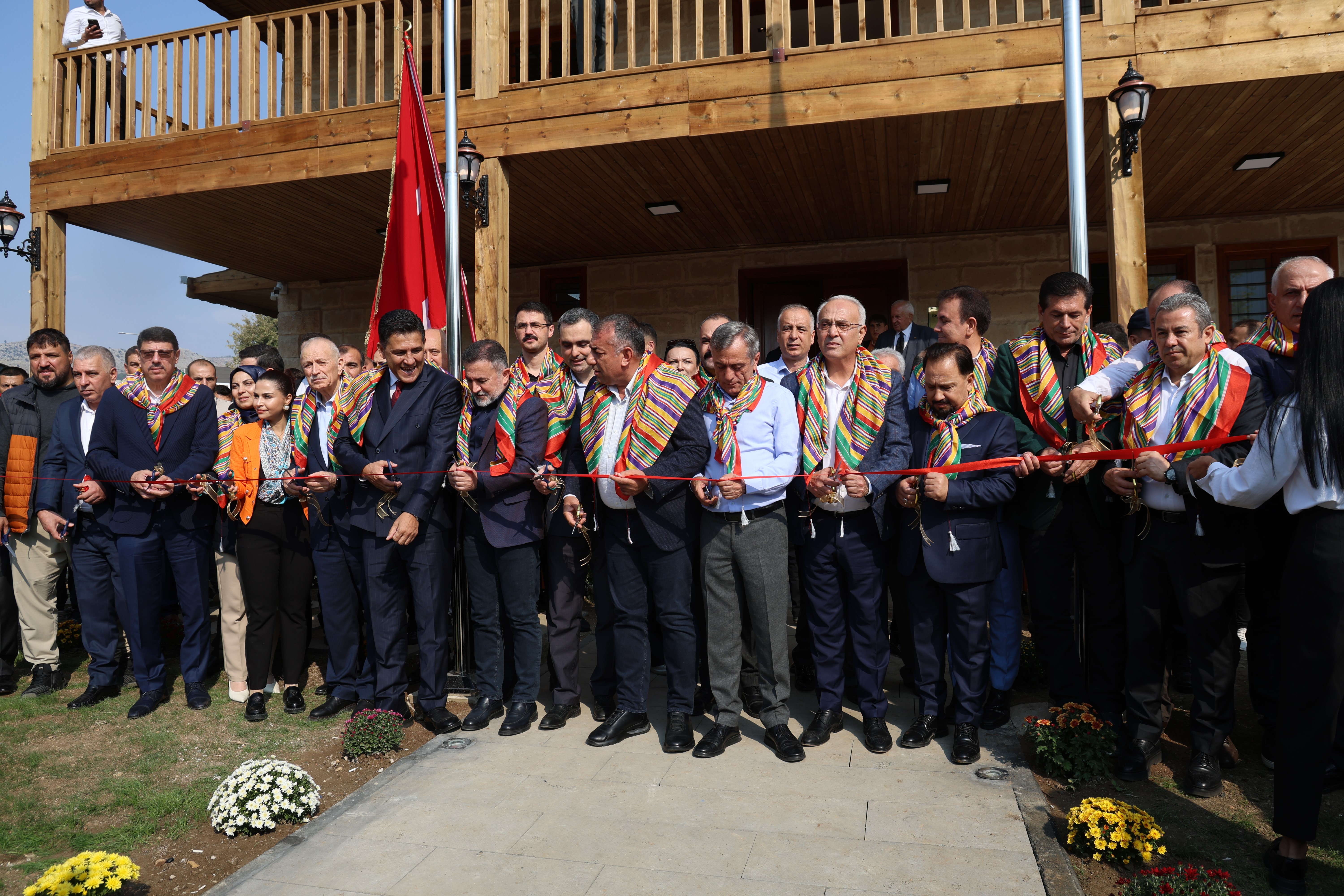 9. İsmet Atlı Karakucak Güreş Festivali, dev tesis açılışıyla başladı