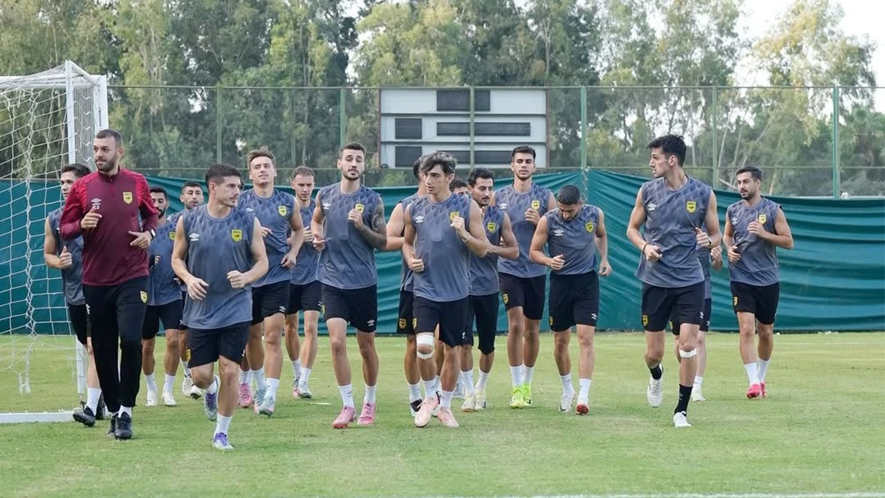 Adana 01 FK’da Hoca Arayışları Sürüyor