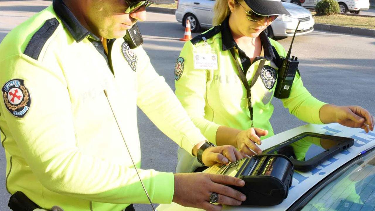 Geçtiğimiz hafta Adana’da, kaç sürücüye ceza kesildi?