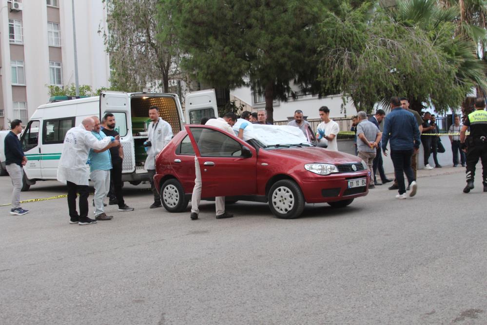 Otomobilde sır ölüm: Darp izlerine rastlandı