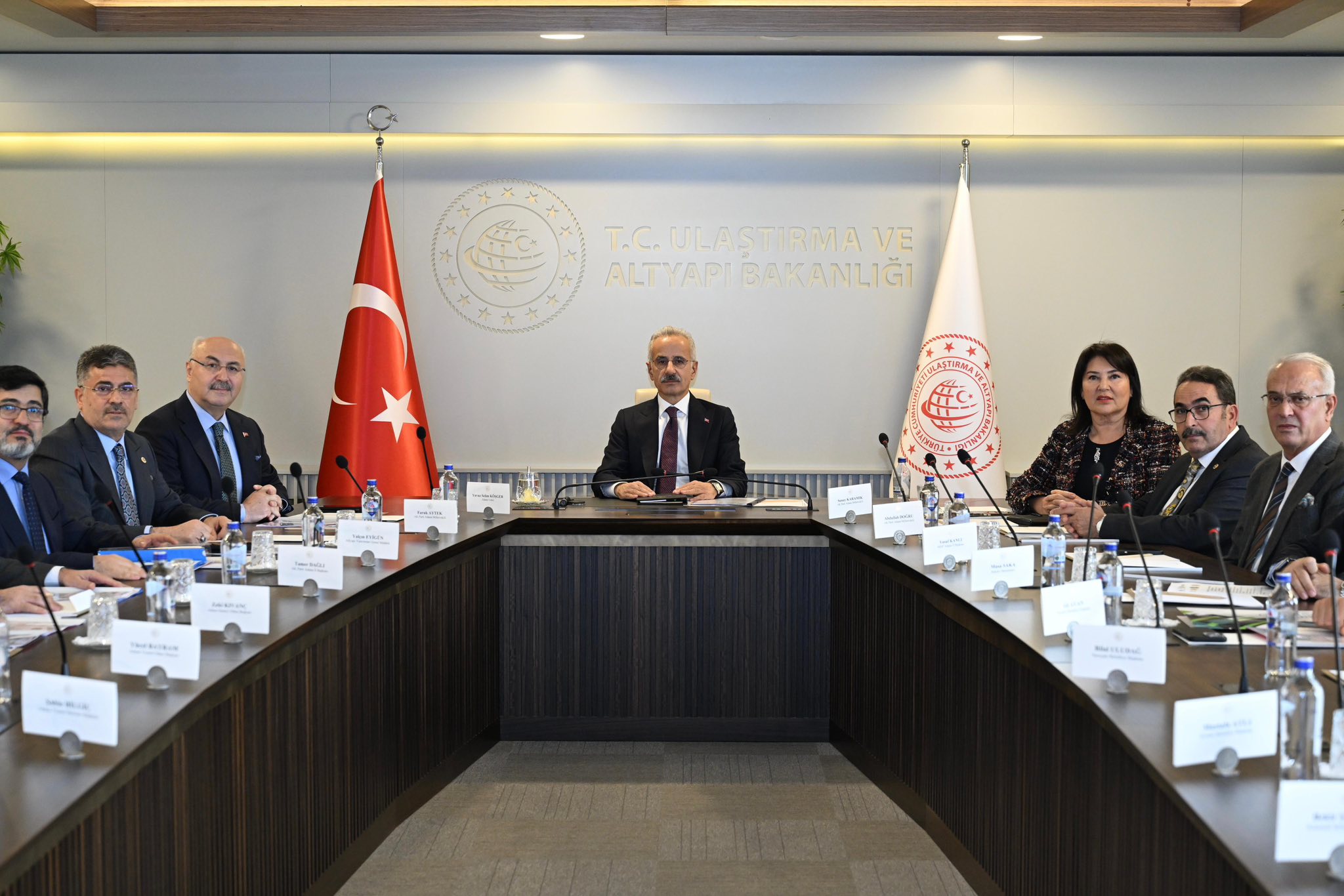 Adana Heyetinden Bakan Uraloğlu’na ziyaret: Ulaştırma projeleri masada...