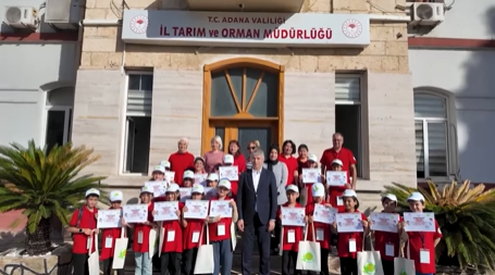 Adanalı çocuklar “Lider Çocuk Tarım Kampı”nda tarımı deneyimledi