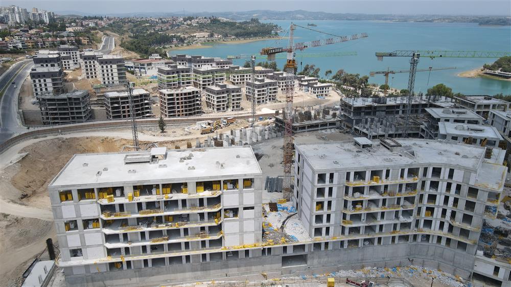 Çukurova Göl Mahallesi TOKİ Konut Projesi, tamamlanmak üzere