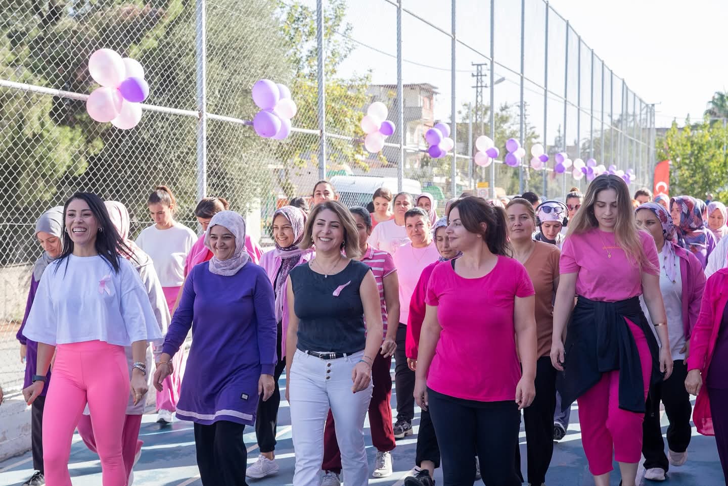 Seyhan Belediyesinden, erken teşhis için farkındalık yürüyüşü