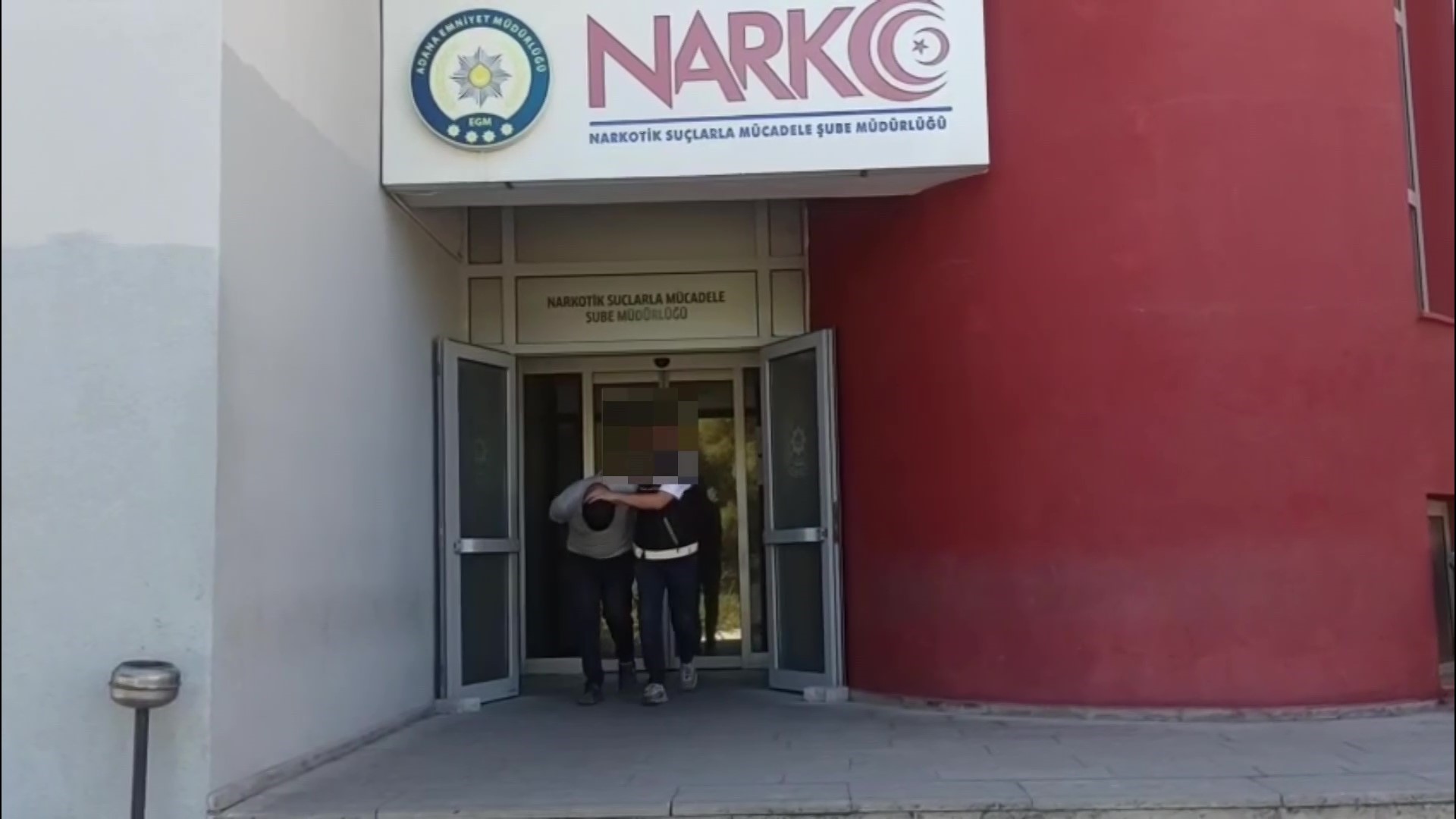 Adana’da, 22 firari uyuşturucu satıcısı yakalandı